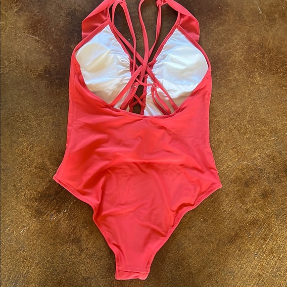 Cute Red Ruffled Swimsuit - Picture 3 of 3